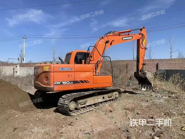 整機右后45°(整機外觀) 整機右后45°(整機外觀)