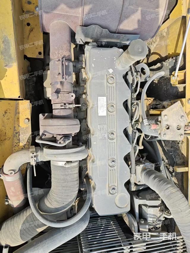 發(fā)動(dòng)機(jī)整體俯視（整機(jī)外觀）