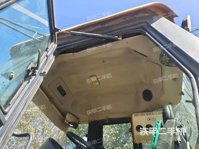 駕駛室外頂全景（壓路機(jī)駕駛室）