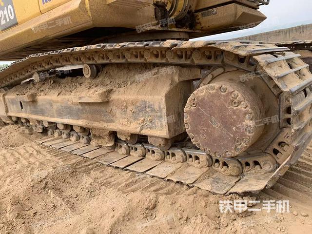 單側(cè)履帶整體（整機外觀）