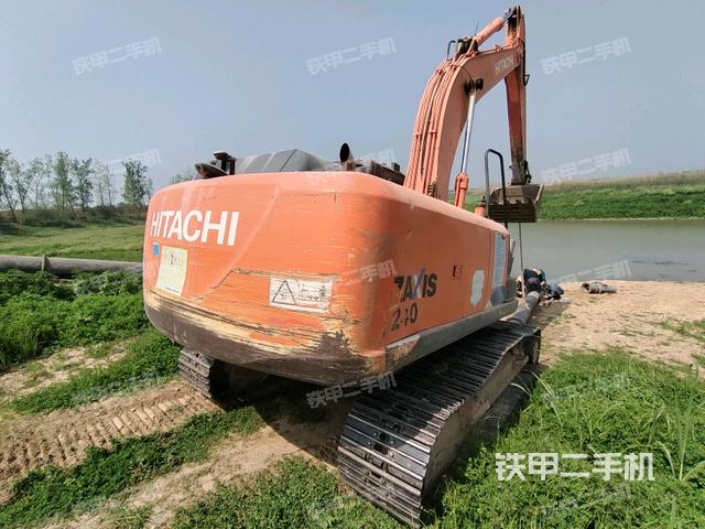右后45(整機(jī)外觀) 右后45(整機(jī)外觀)