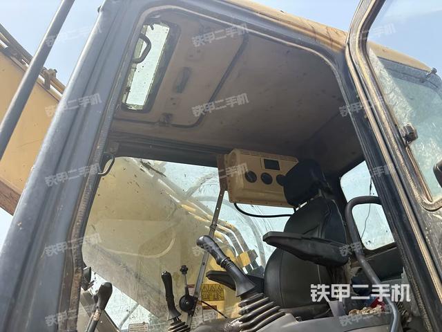 顯示屏?(駕駛室部分) 顯示屏?(駕駛室部分)