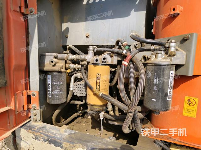 液壓泵斜45?左(大件艙室) 液壓泵斜45?左(大件艙室)