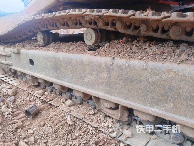 左侧行走马达盖板（行走机构）