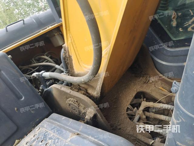 大臂背部俯視（工作和回轉裝置）