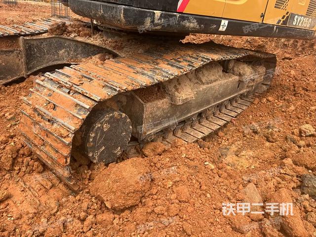 右側(cè)行走馬達(dá)蓋板(行走機(jī)構(gòu)) 右側(cè)行走馬達(dá)蓋板(行走機(jī)構(gòu))