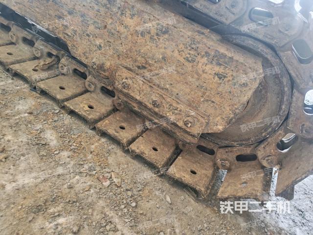 左導(dǎo)向輪（行走機(jī)構(gòu)）