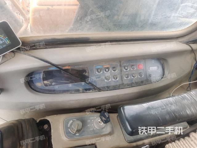 駕駛室正側（駕駛室部分）