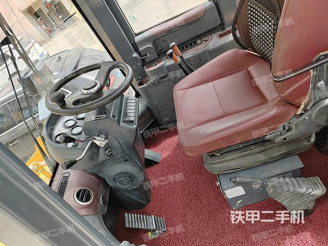 驾驶室工作台（整机外观及大件）