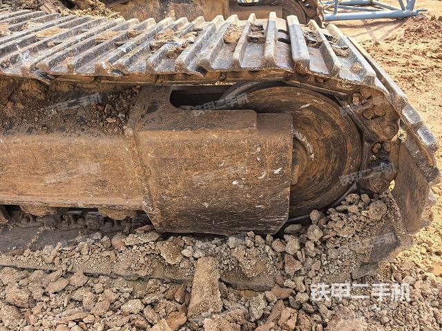 右側(cè)行走馬達(dá)蓋板（行走機(jī)構(gòu)）