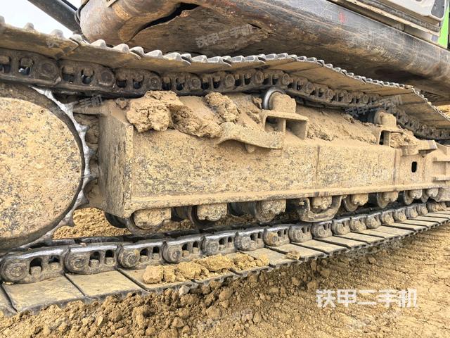 右側(cè)履帶整體（行走機(jī)構(gòu)）