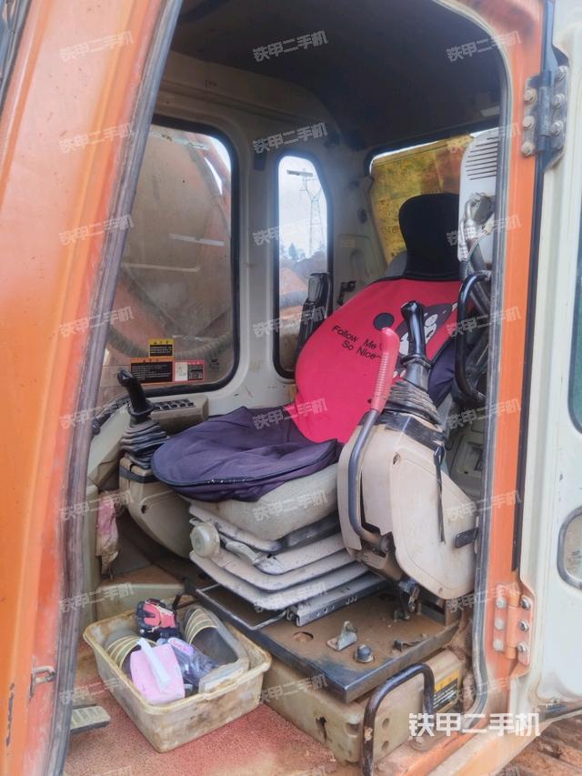 驾驶室正侧（驾驶室部分）