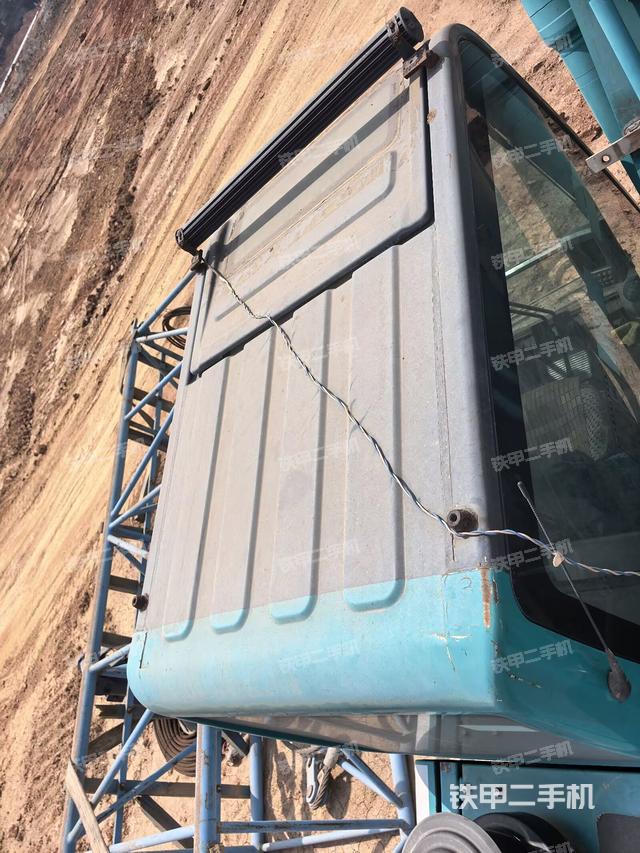 駕駛室頂部俯視（上車部件）