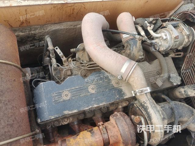 氣門室蓋螺絲特寫（上車部件）