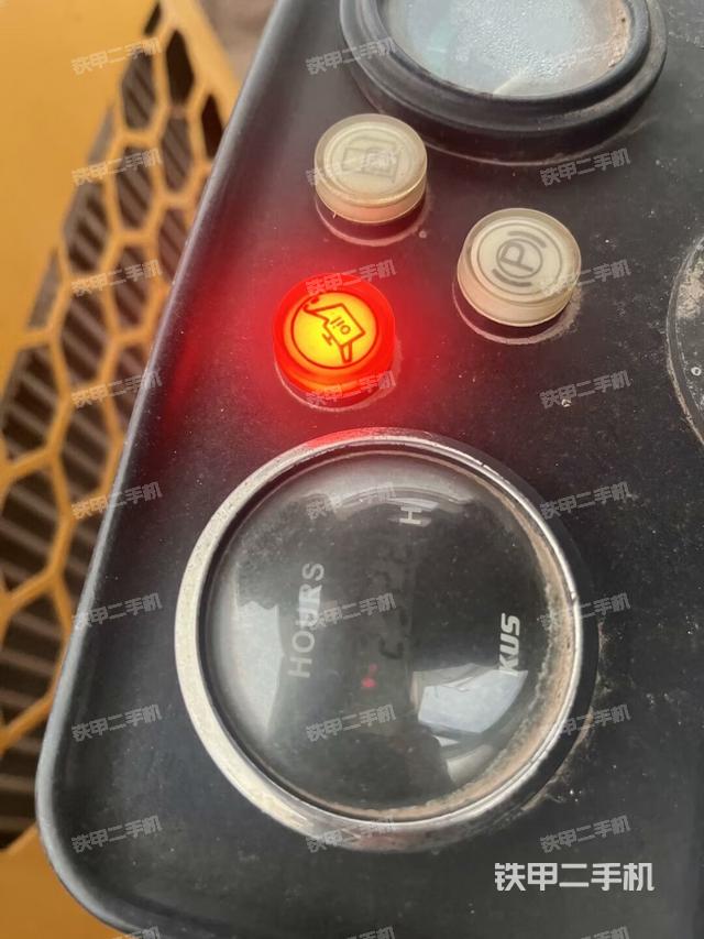 小時(shí)表（壓路機(jī)駕駛室）