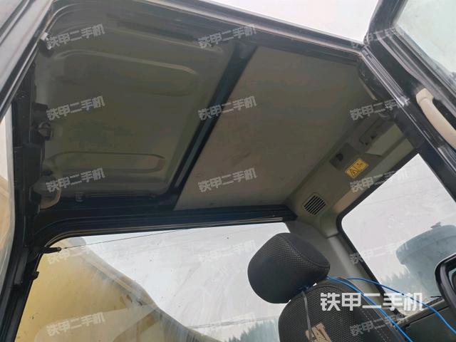 左后方玻璃角標(駕駛室部分) 左后方玻璃角標(駕駛室部分)