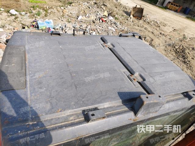 駕駛室頂部俯視(上車部件) 駕駛室頂部俯視(上車部件)