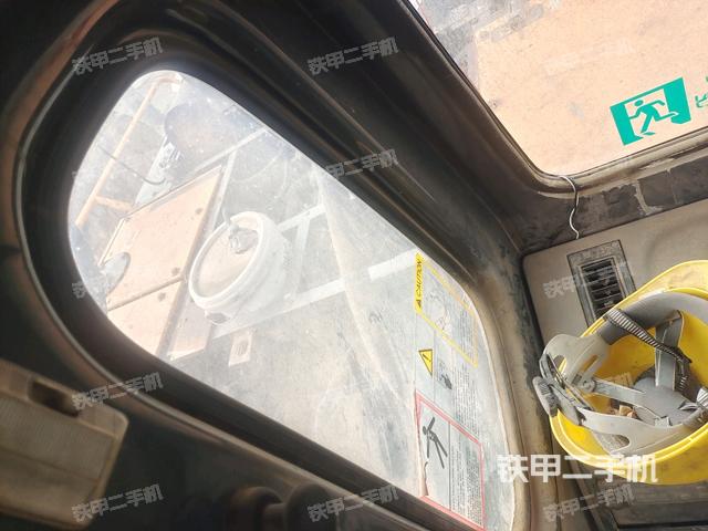 駕駛室左后45度（駕駛室部分）