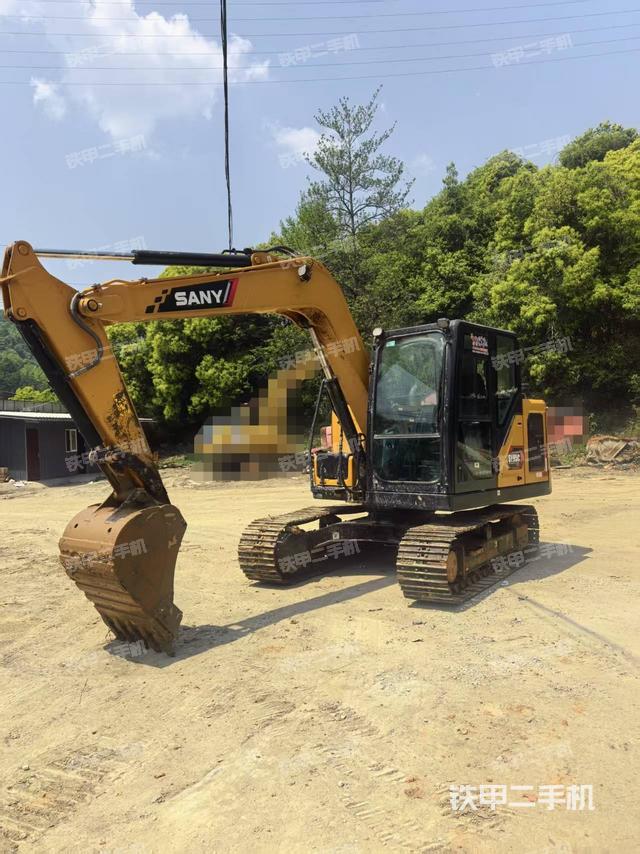 駕駛室整體（整機(jī)外觀）