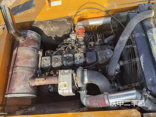 發(fā)動(dòng)機(jī)整體俯視（整機(jī)外觀）