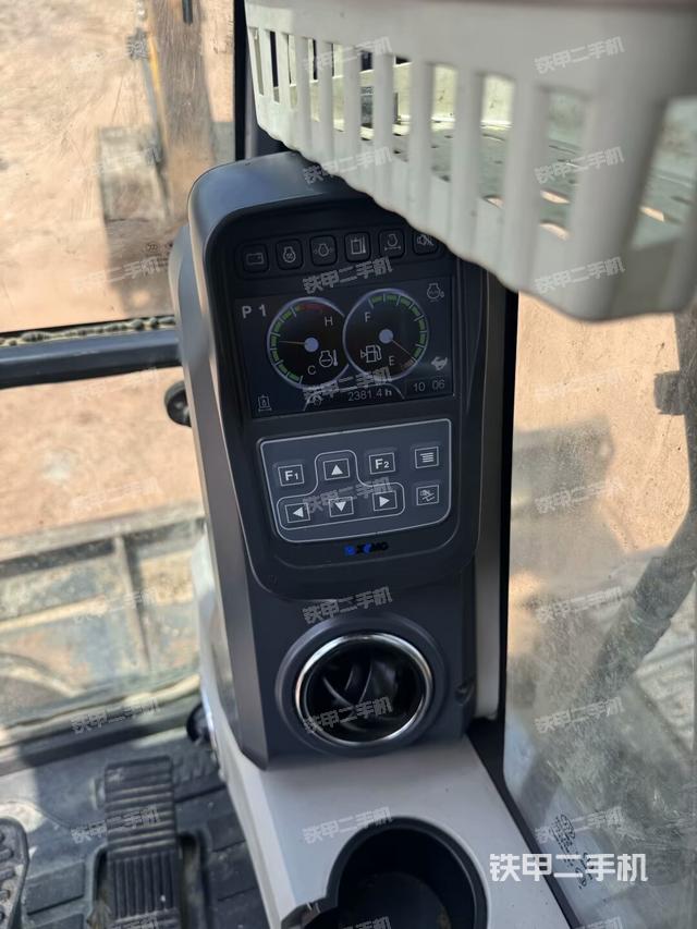 顯示屏?（駕駛室部分）