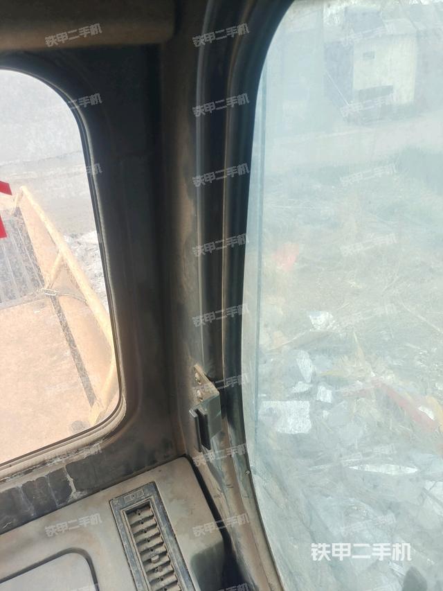 頂棚整體（駕駛室部分）