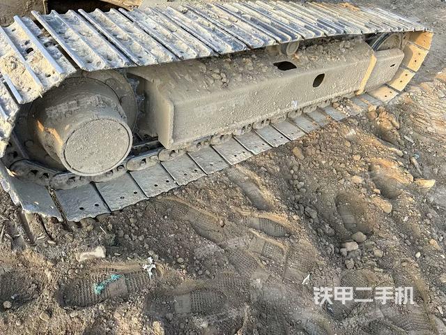 单侧履带整体（整机外观）