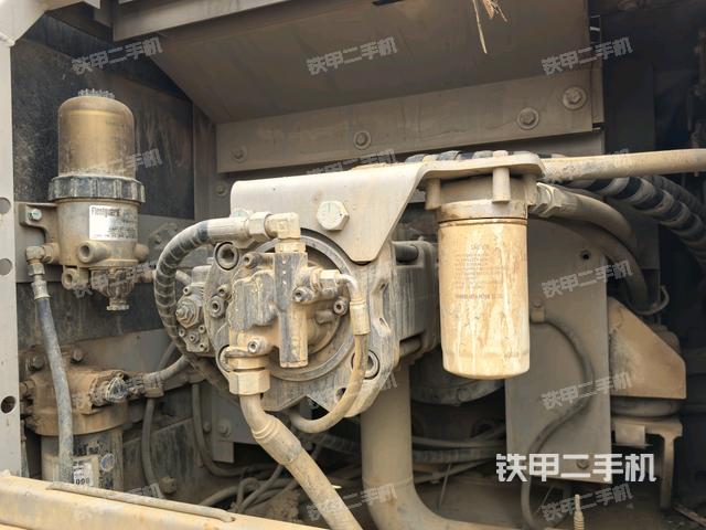 液壓泵室（大件艙室）