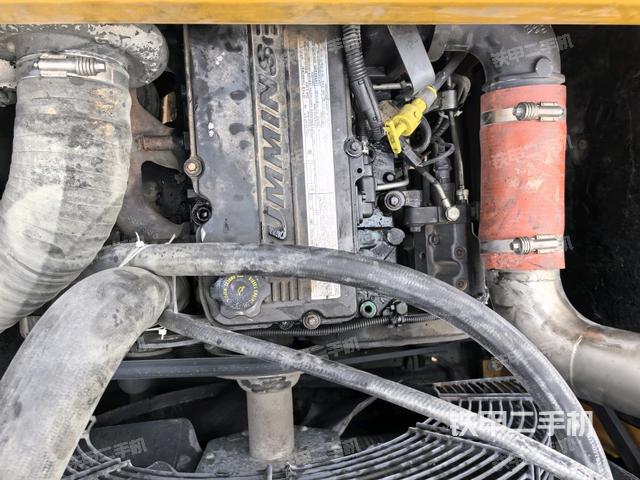 气门室盖螺丝特写（上车部件）