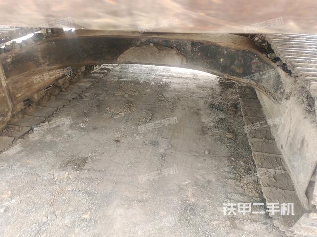 左導向輪(行走機構) 左導向輪(行走機構)