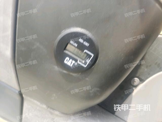駕駛室左前45度(駕駛室部分) 駕駛室左前45度(駕駛室部分)