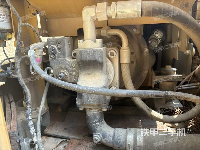液壓泵室(大件艙室) 液壓泵室(大件艙室)