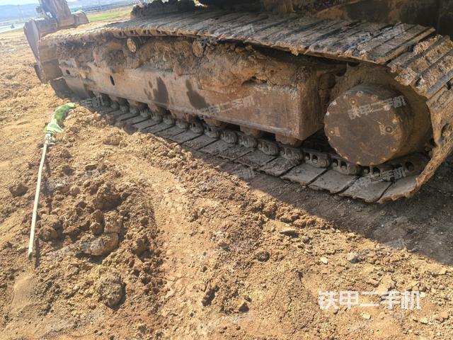 單側履帶整體（整機外觀）