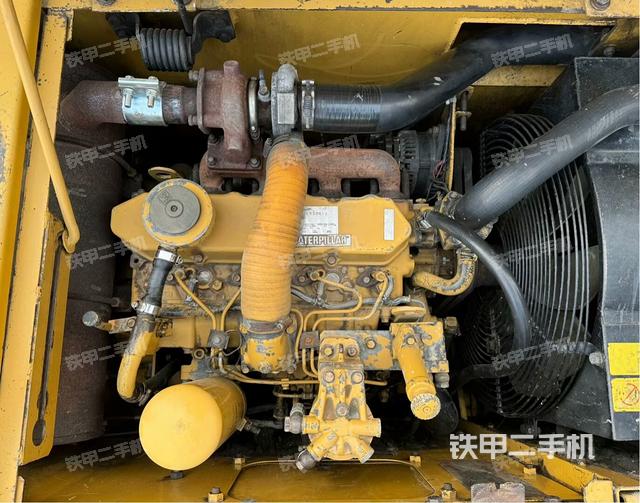 发动机整体俯视（整机外观）