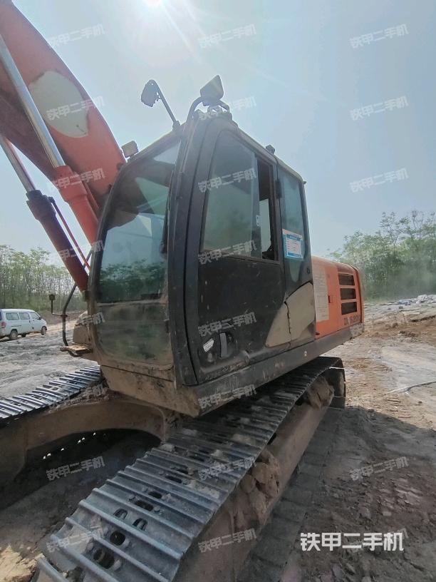 駕駛室左后45度（駕駛室部分）