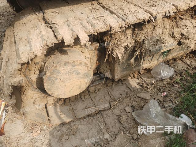 右側履帶整體（行走機構）