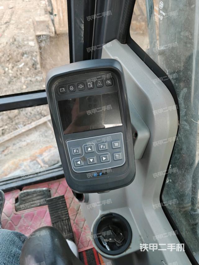 顯示屏?（駕駛室部分）