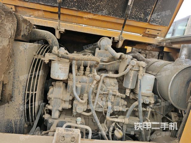 發(fā)動(dòng)機(jī)整體俯視(整機(jī)外觀) 發(fā)動(dòng)機(jī)整體俯視(整機(jī)外觀)