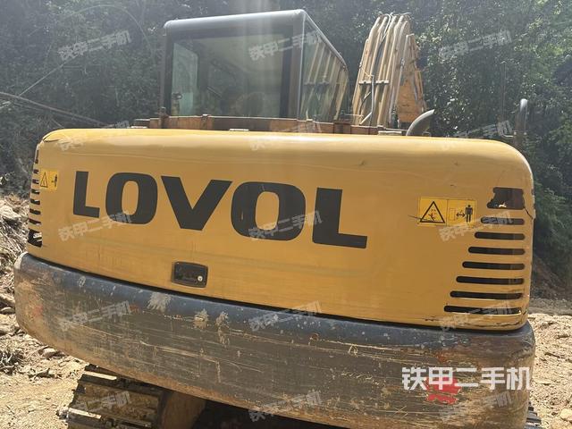 右后45(整機外觀) 右后45(整機外觀)