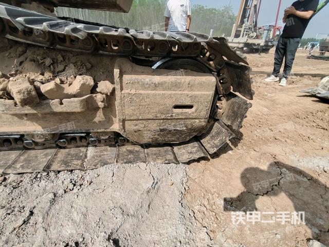 左側(cè)行走馬達(dá)蓋板（行走機(jī)構(gòu)）