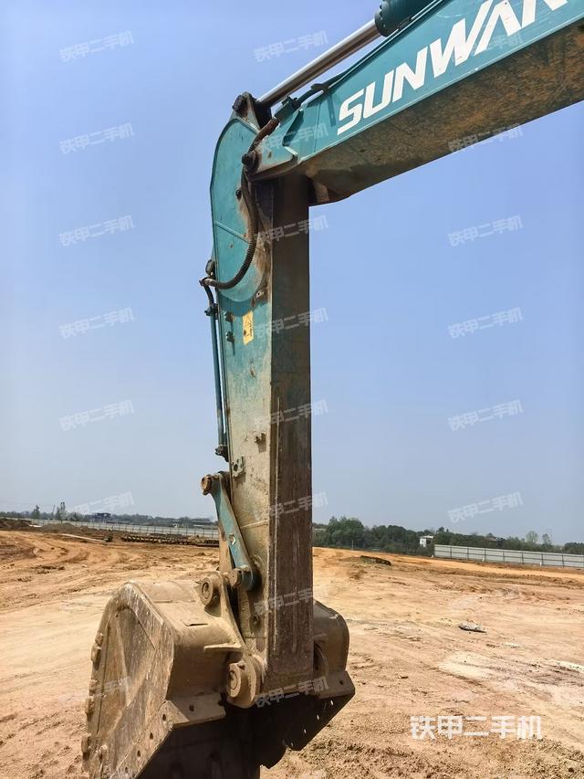 小臂整體左后（工作和回轉(zhuǎn)裝置）