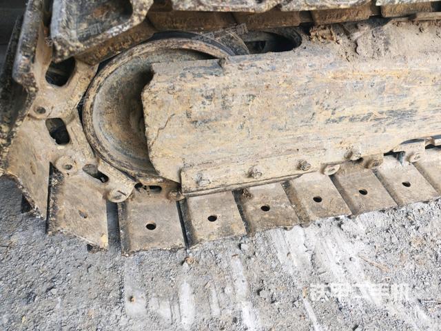 右導(dǎo)向輪（行走機(jī)構(gòu)）