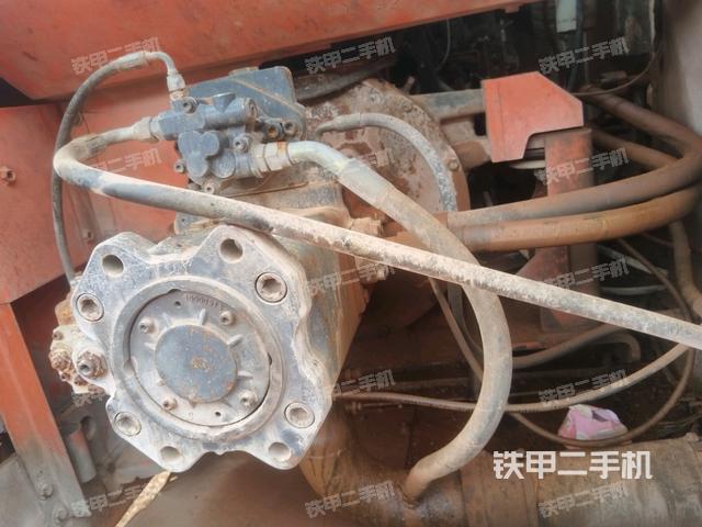 液压泵斜45 左（大件舱室）