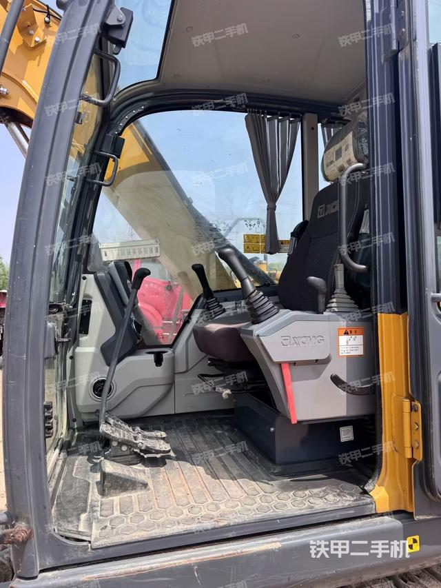 后窗玻璃角標(biāo)（駕駛室部分）