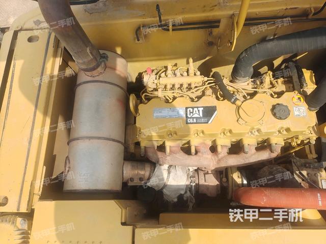 中央回轉(zhuǎn)接頭特寫(上車部件) 中央回轉(zhuǎn)接頭特寫(上車部件)
