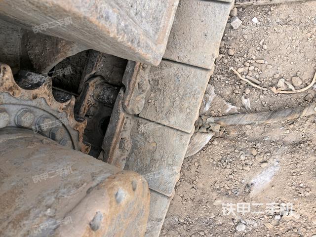 右侧行走马达盖板（行走机构）