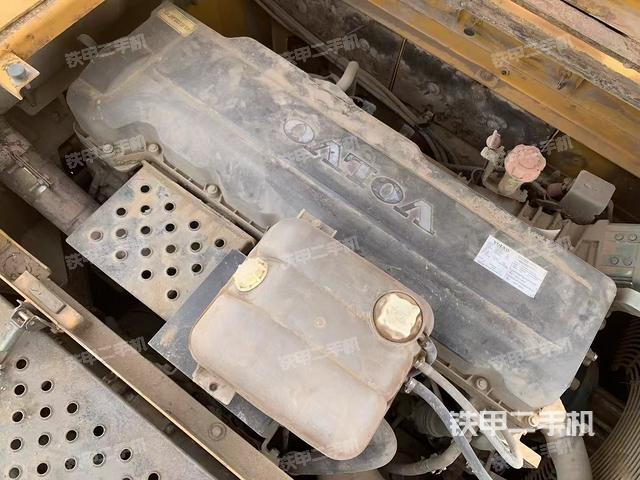 發(fā)動機(jī)整體俯視(整機(jī)外觀) 發(fā)動機(jī)整體俯視(整機(jī)外觀)