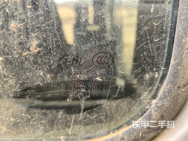 后窗玻璃角標(biāo)（駕駛室部分）