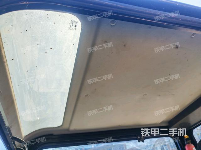 座椅后部(駕駛室部分) 座椅后部(駕駛室部分)