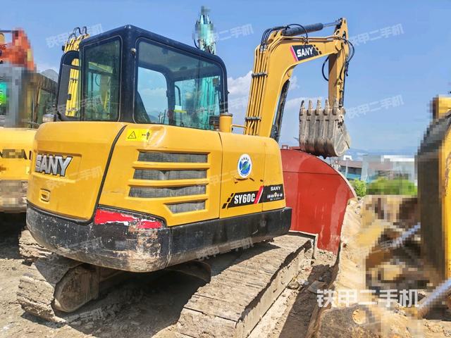 右后45(整機(jī)外觀) 右后45(整機(jī)外觀)